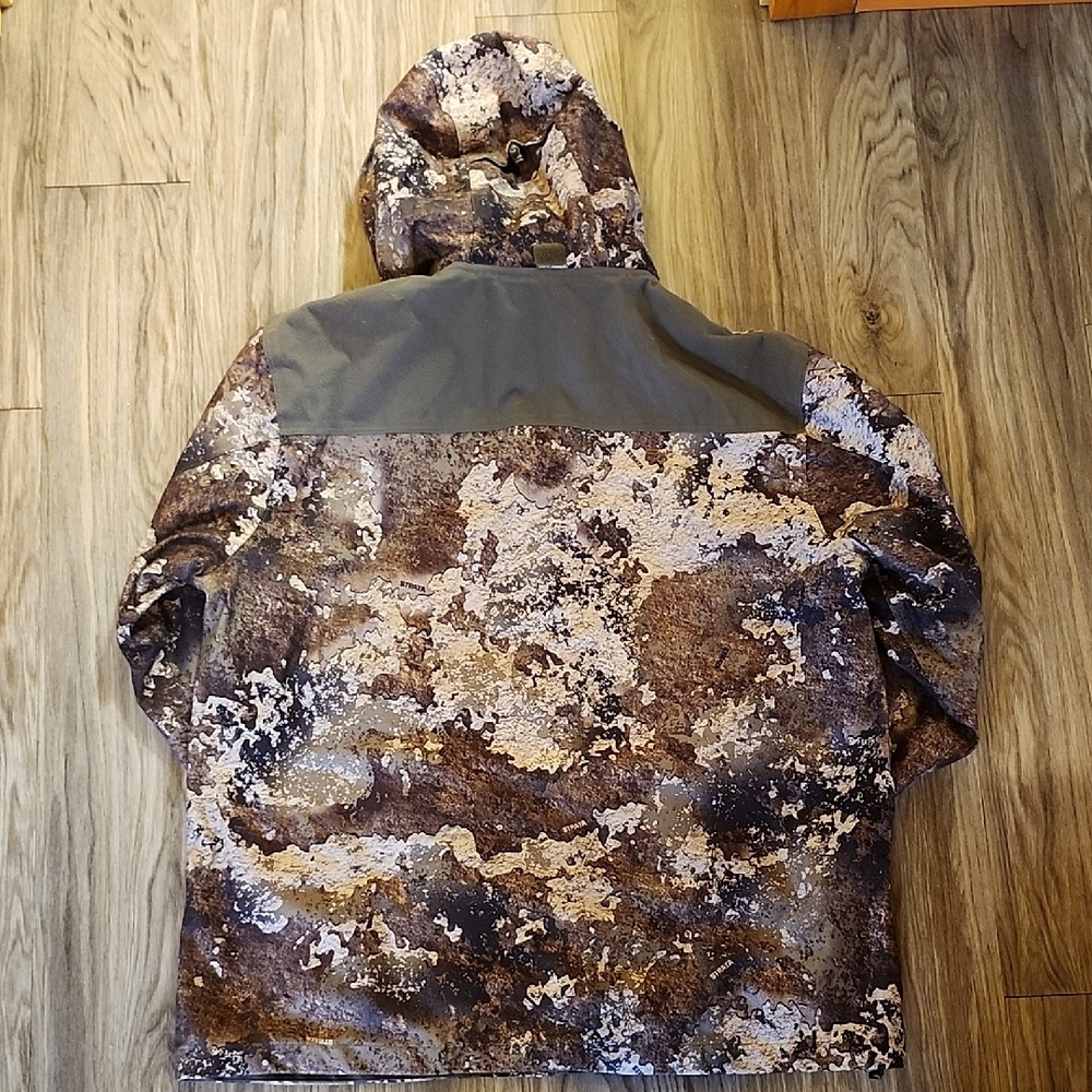 Red Head Hooded Shell Jacket - Picture 2 of 6